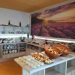 Aphrodite Beach فندق 4*