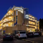 Aphrodite Beach 4* نيسيبار