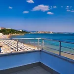 Aphrodite Beach فندق