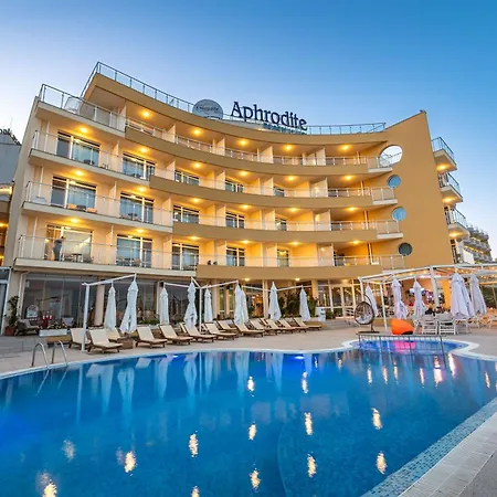 Aphrodite Beach فندق نيسيبار